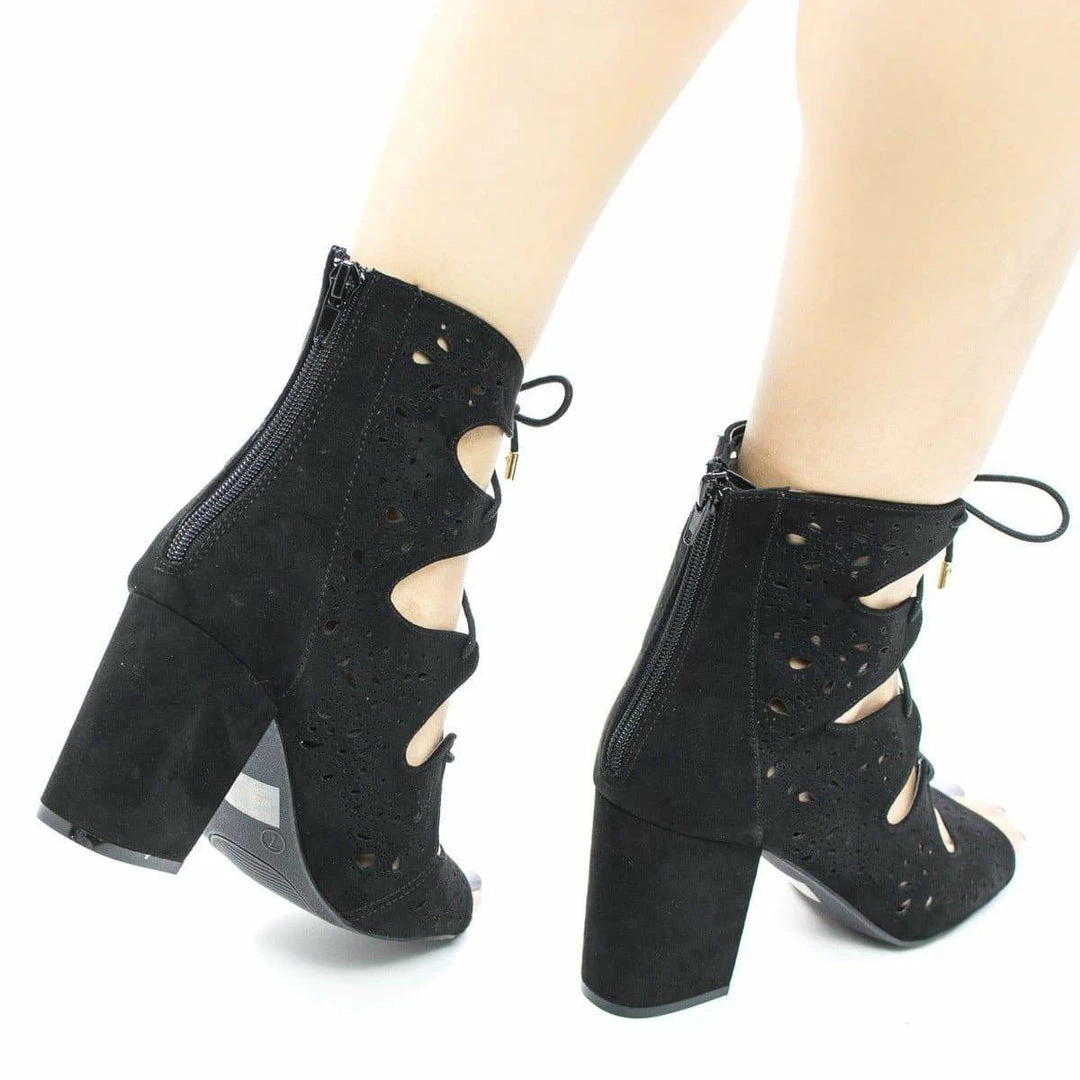 New Susie25 By Wild Diva, Laser Perforated Corset Lace Up Ankle Block Heel Booties