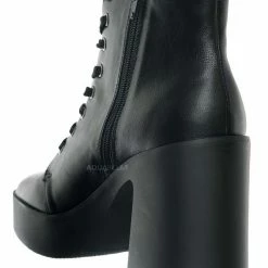 Bamboo New Instant05 Chunky Block Heel Lace Up Boots - Women Combat Bootie